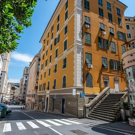 Via Fieschi Dieci Apartmán *