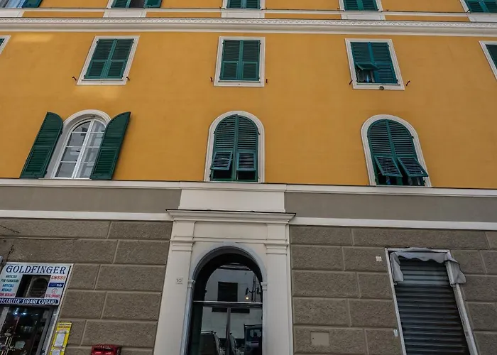 Via Fieschi Dieci * Janov